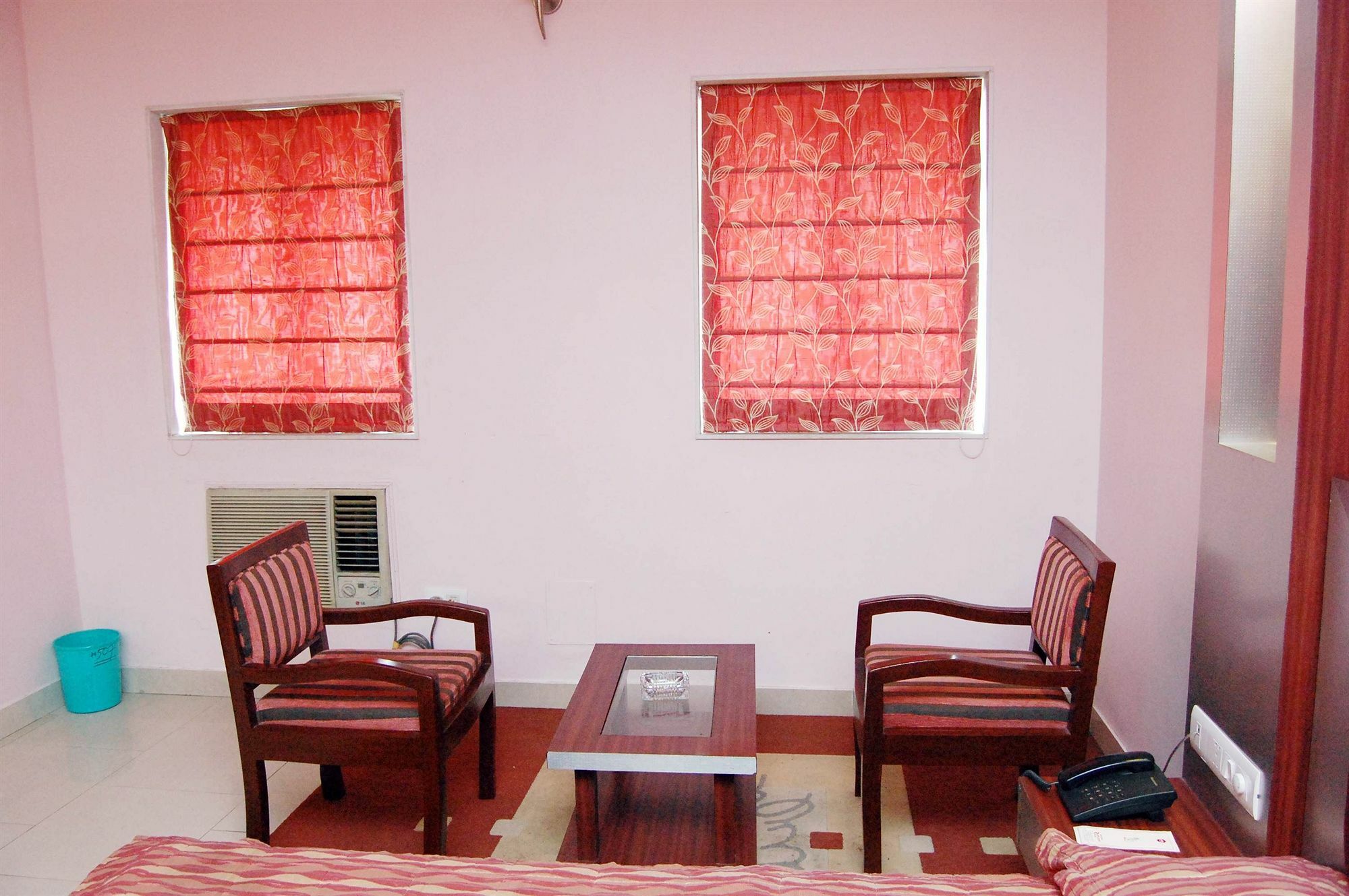 Hotel Rushabh Home Calcuta Exterior foto